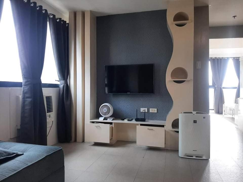 Spacious 2 Bedroom Unit With Pool 马尼拉 外观 照片