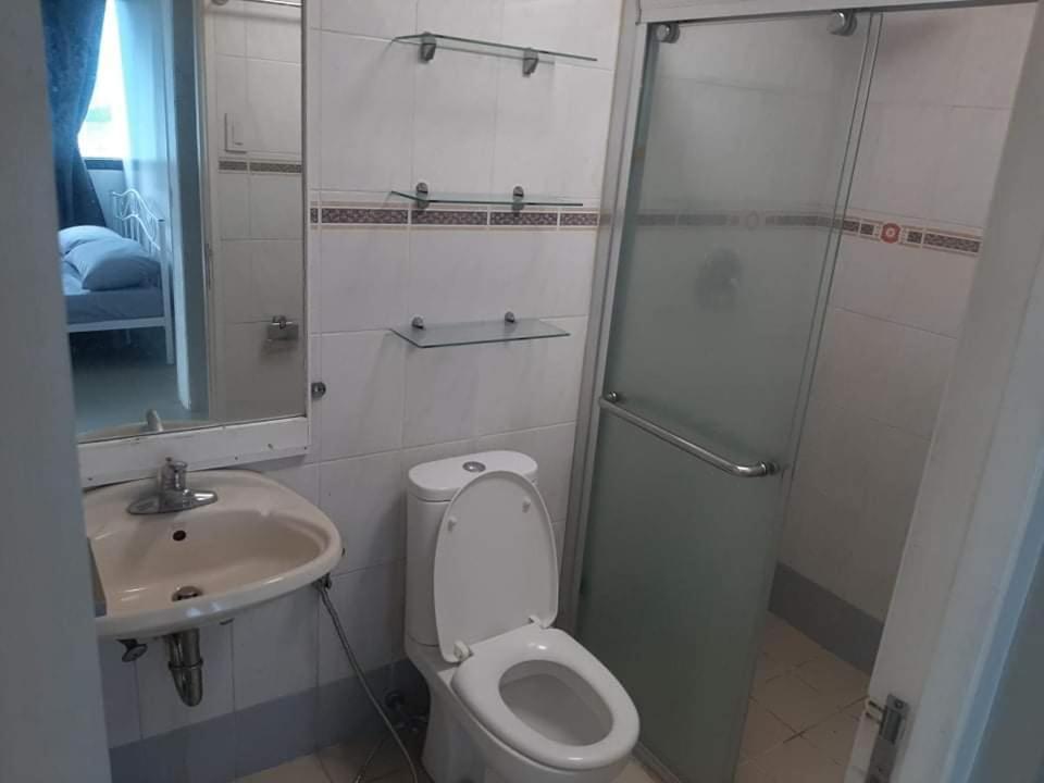 Spacious 2 Bedroom Unit With Pool 马尼拉 外观 照片
