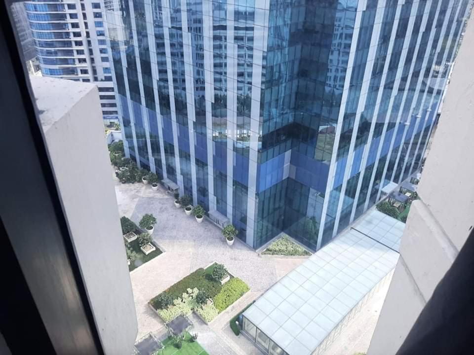 Spacious 2 Bedroom Unit With Pool 马尼拉 外观 照片